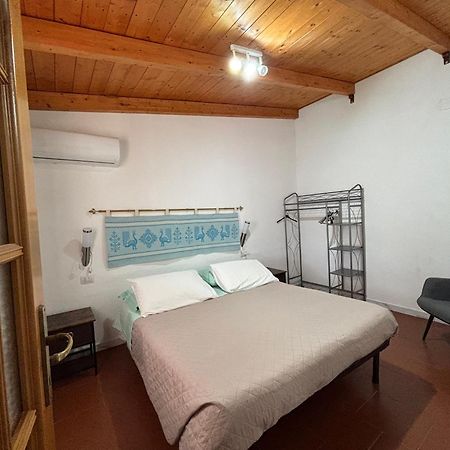 Casa Vacanza Ligustro Appartamento Il Toro SantʼAntìoco Exteriör bild